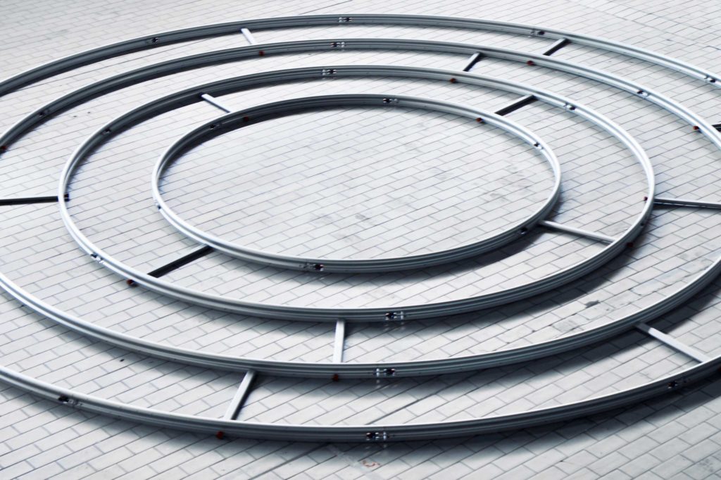 curved monotrack